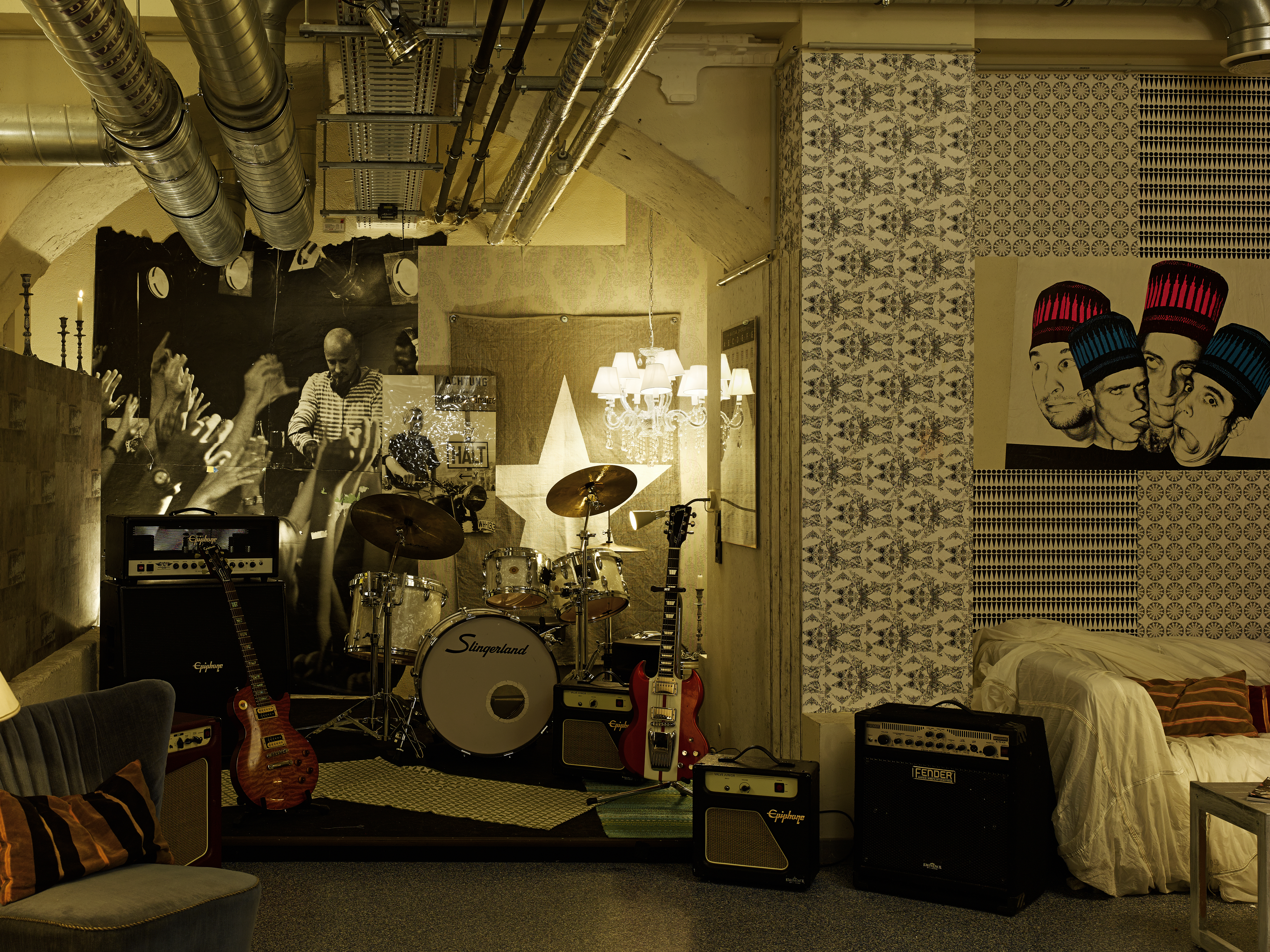 25h_Levis_StephanLem