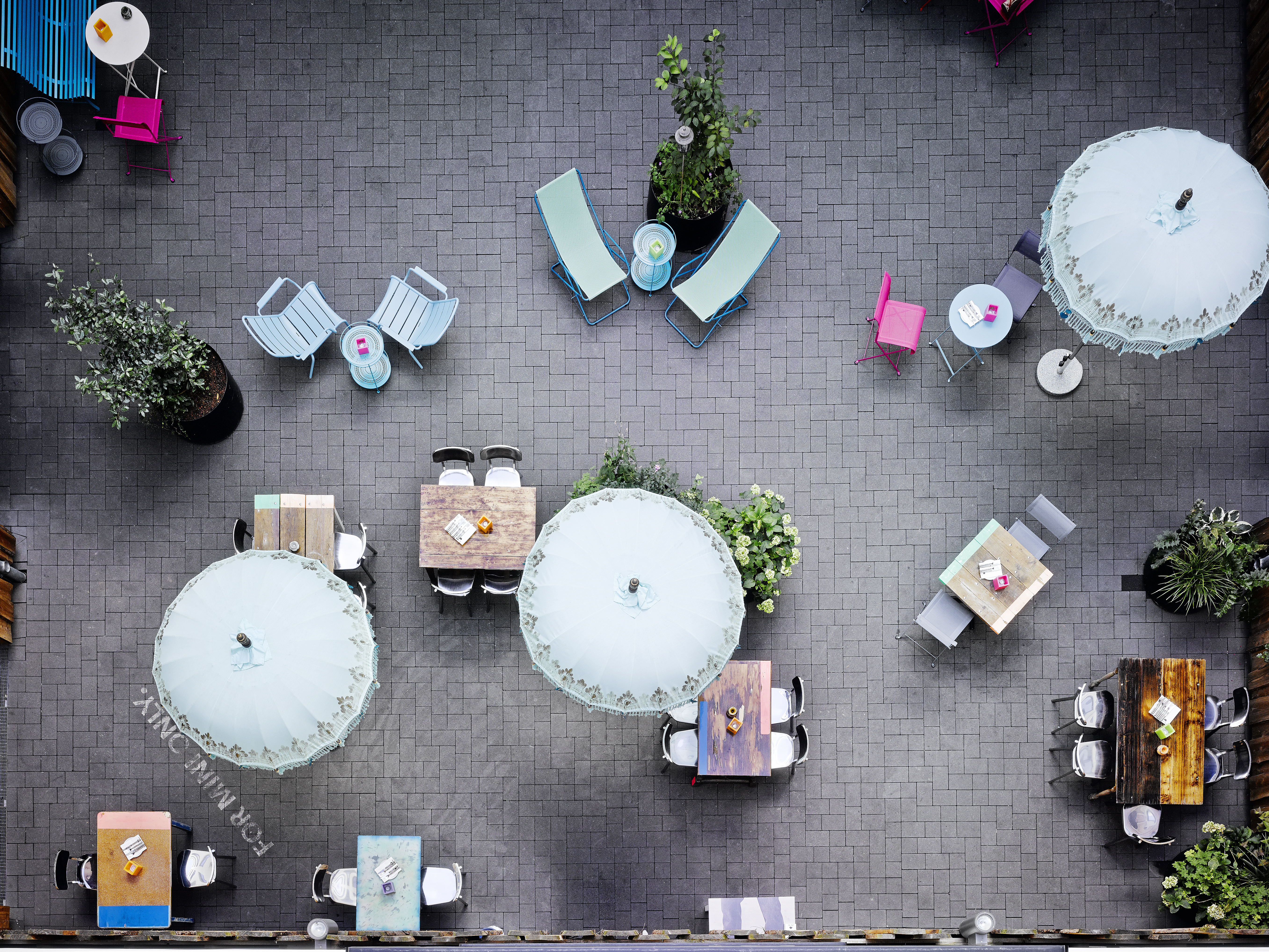 25h_Levis_StephanLem_2